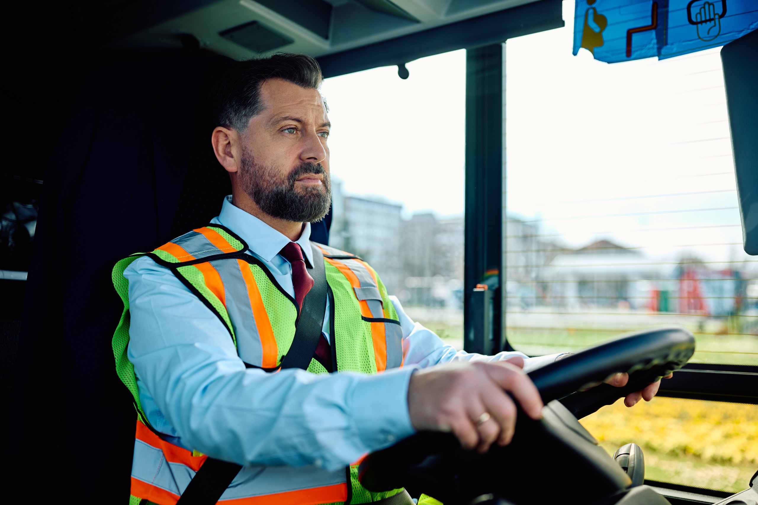 bus driver driving a bus in the city 2023 11 27 05 26 16 utc - Rheingoldbus Wuppertal